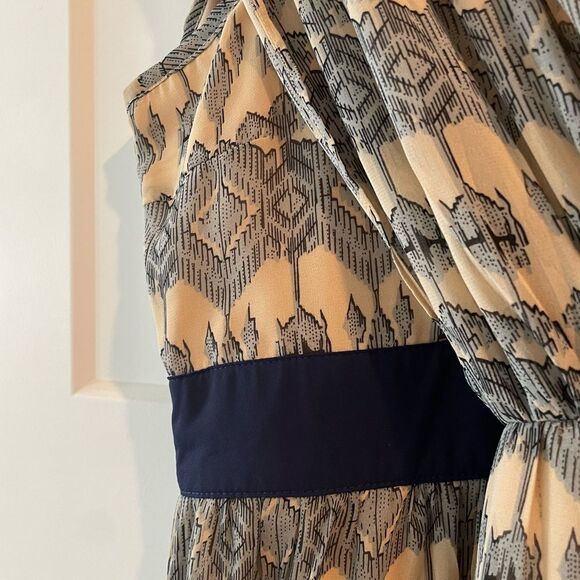 Ryu Printed Maxi Dress - Picture 4 of 7